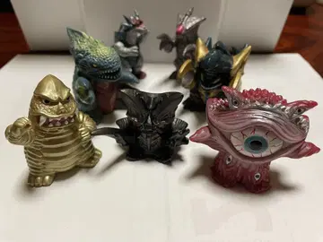 울트라맨 괴수 손가락 인형과 미니 피규어