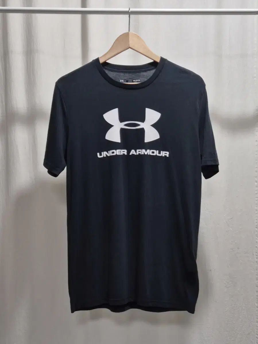 Under Armour Logo Functional T-Shirt Black M