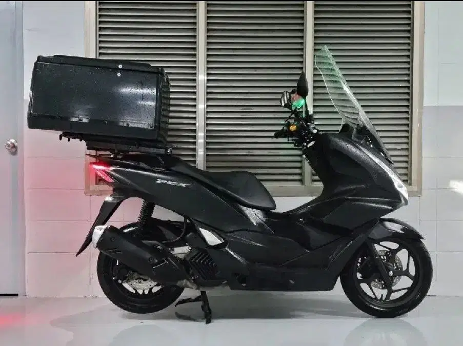 Pcx125 22년식 Abs 배달세팅 1만키로 판매합니다