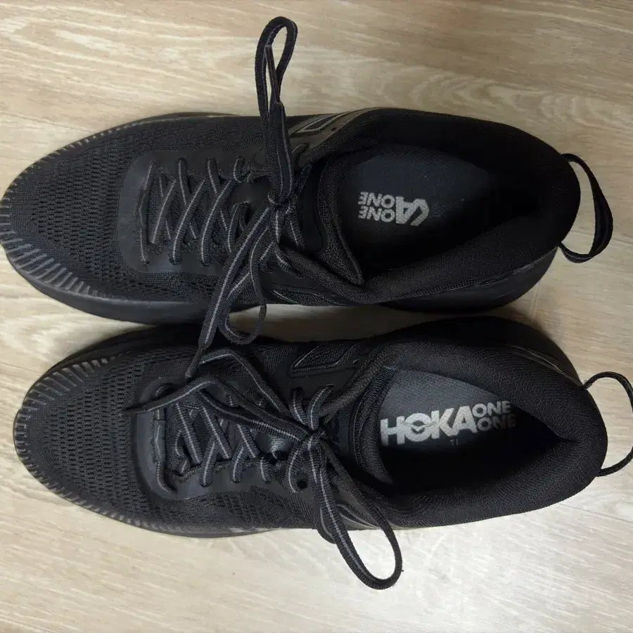 호카 본디7(Hoka bondi 7) 270