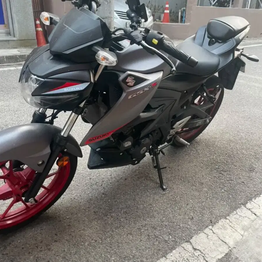 스즈키 gsx-s125