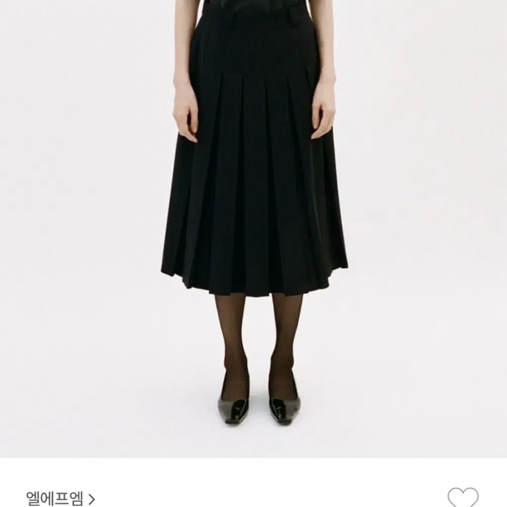 엘에프엠 플리츠 스커트 lfm Pleated Flare Skirt