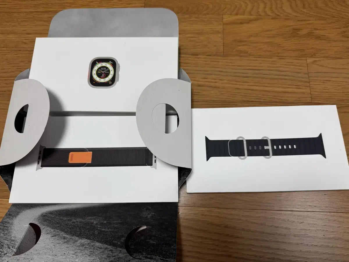 Apple Watch Ultra 1 Full Box + Genuine Ocean Band