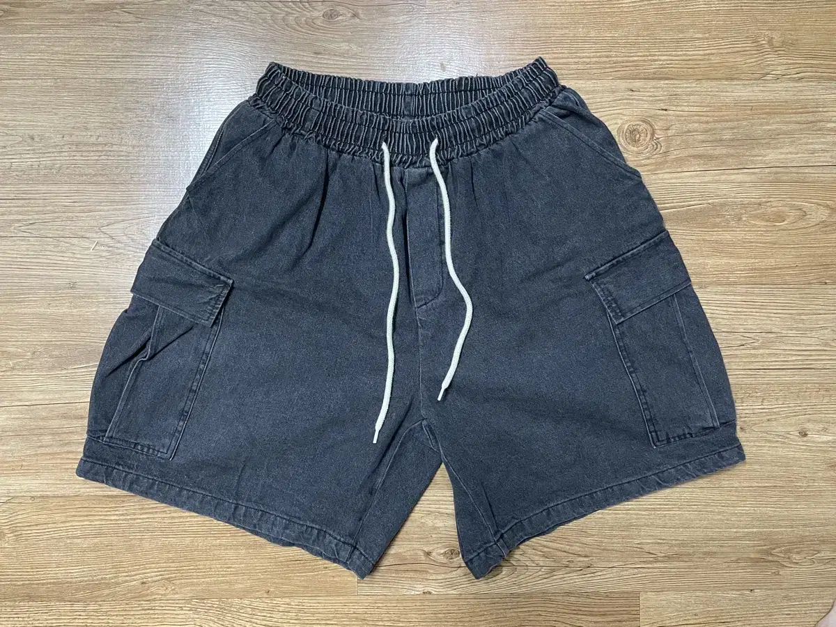 Big Cargo Pocket Denim Half Pants / Free