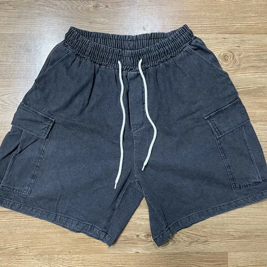 Big Cargo Pocket Denim Half Pants / Free