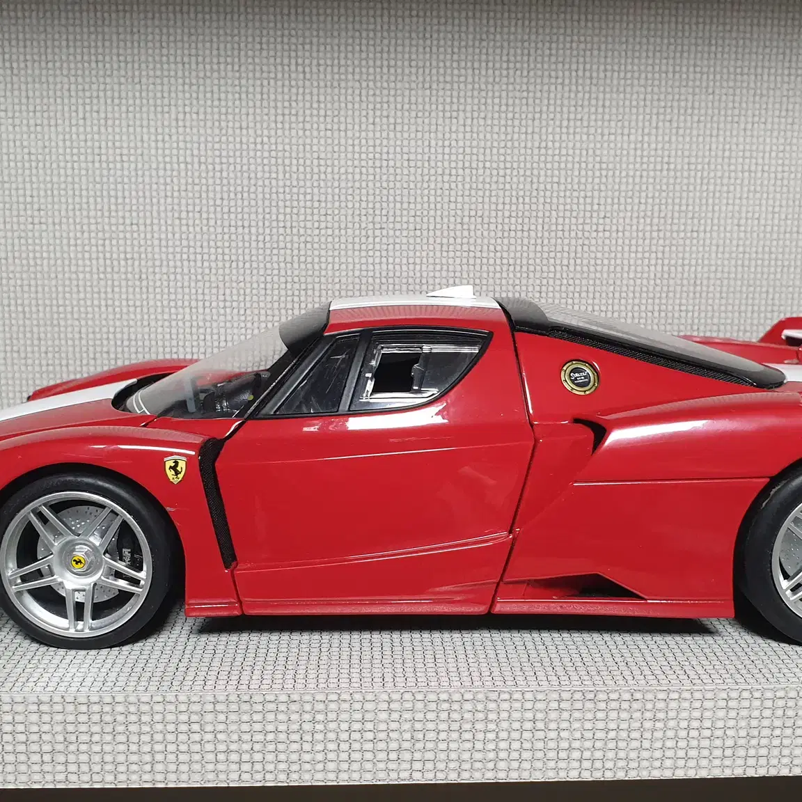 1:18 핫휠엘리트 FXX 하자품 다이캐스트