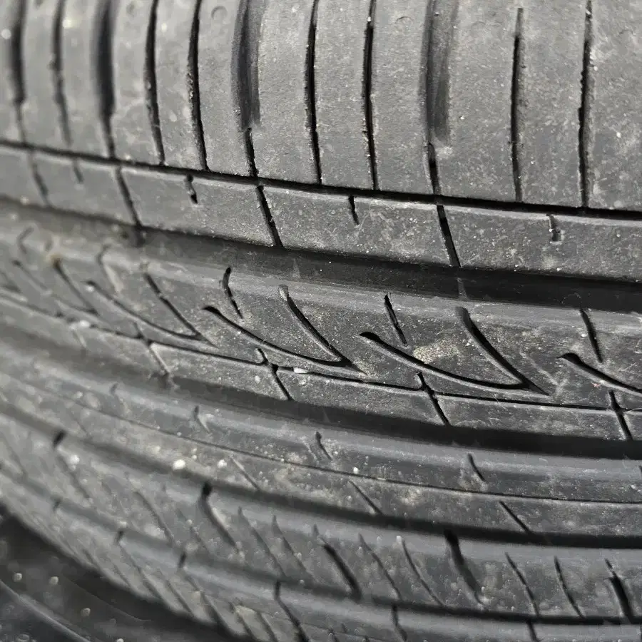 2155517(215/55R17)중고타이어 금호오페라중고 4개판매