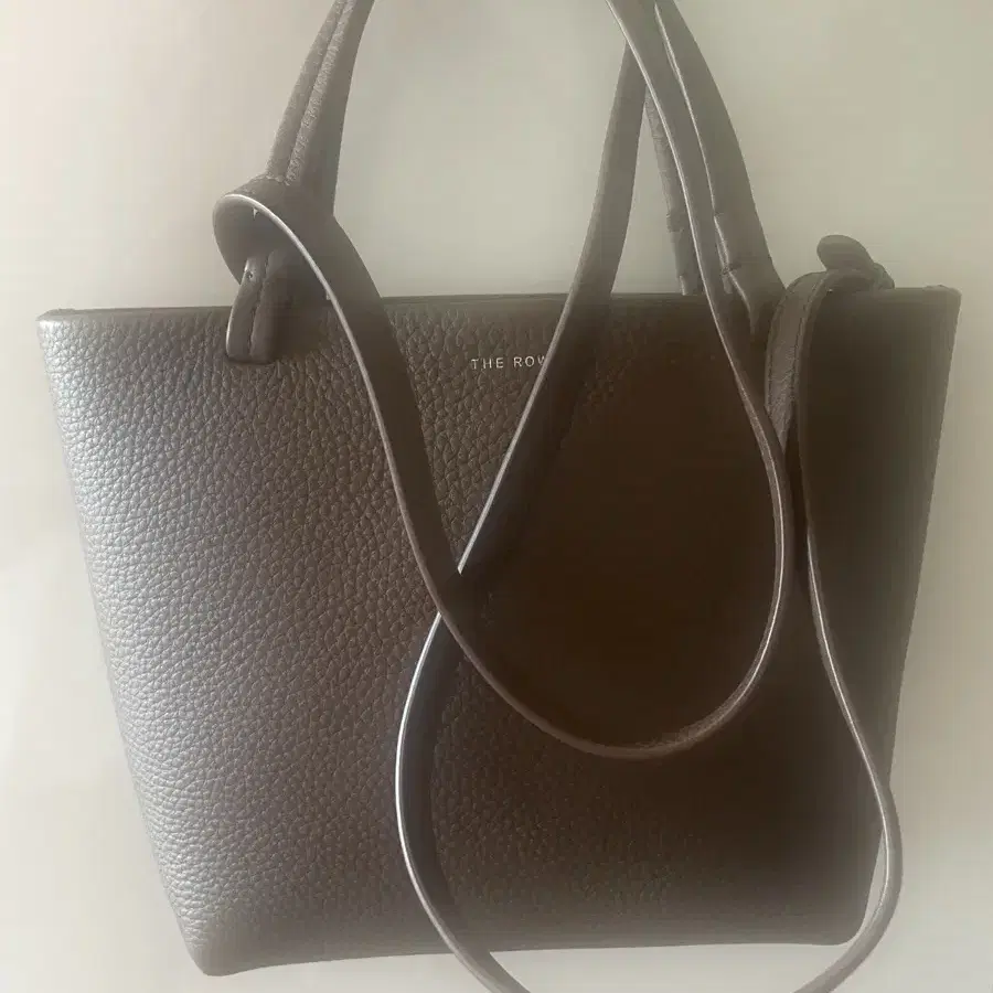 더로우 Small Park Tote 그레인 가죽 백 엘리펀트