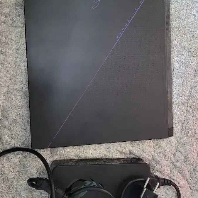 ASUS ROG 제피러스듀오 16 GX650RW-LO108W 게이밍노트북