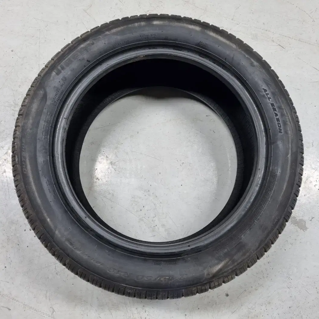 2455018 245/50R18 피렐리 피제로 올시즌 중고타이어 1본