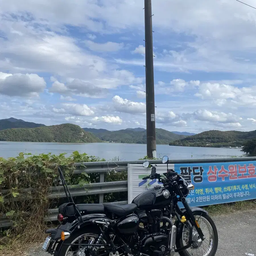 베넬리 임페리알리 400 22년식 11,400km 팝니다