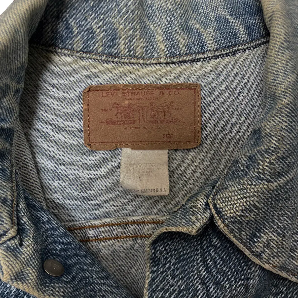 90s Levis 3rd denim trucker