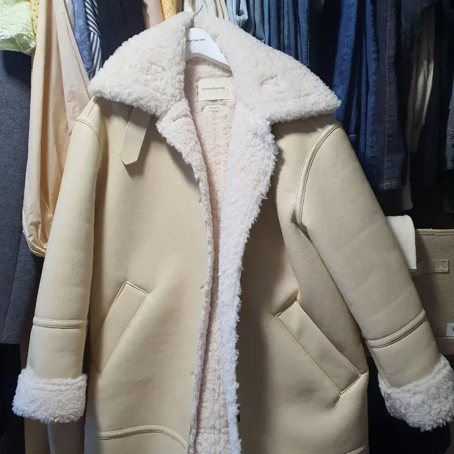 fyeo teddy shearling jacket (fyeo 테디)