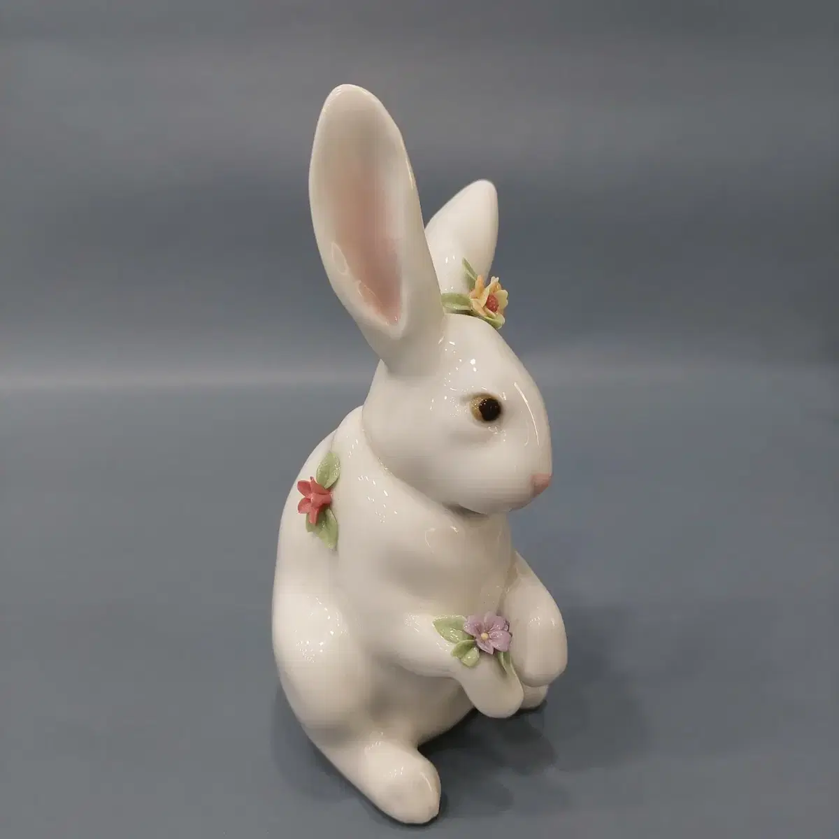 야드로 6100 bunny with flower