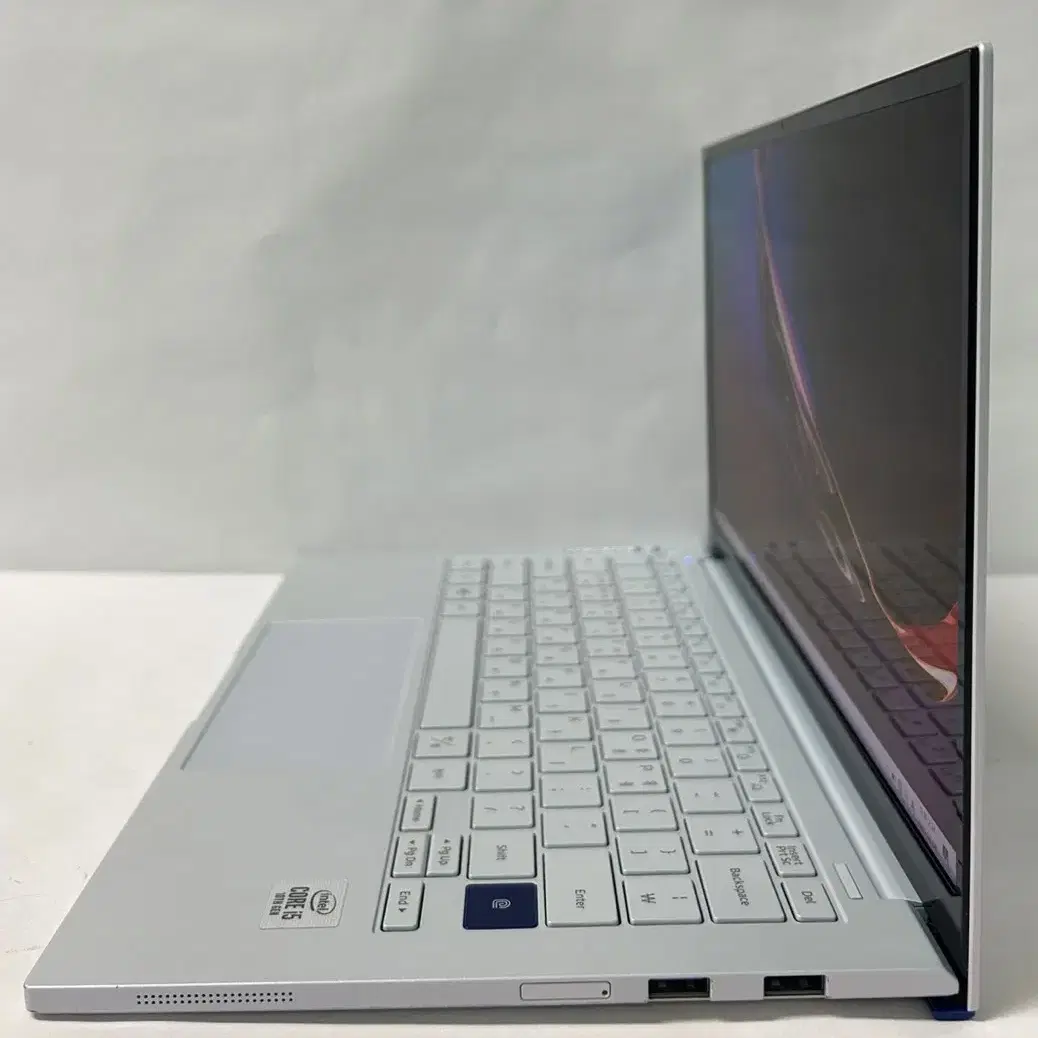 삼성 갤럭시북 이온 13인치 NT930XCJ i5 8GB 512GB