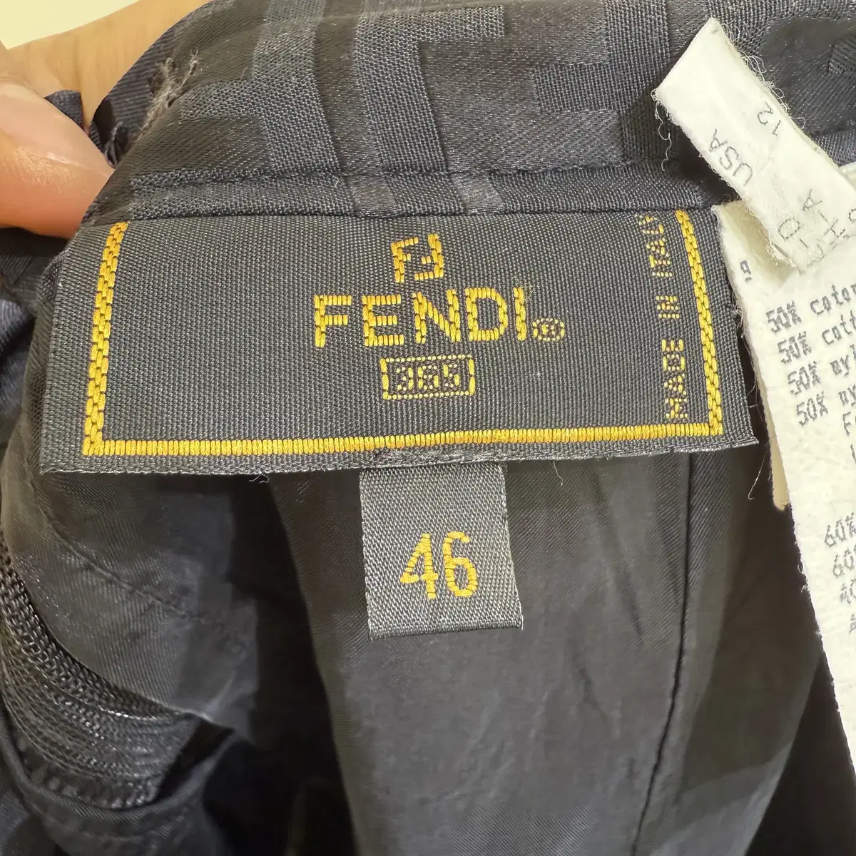 FENDI 스커트  (Made in Italy)