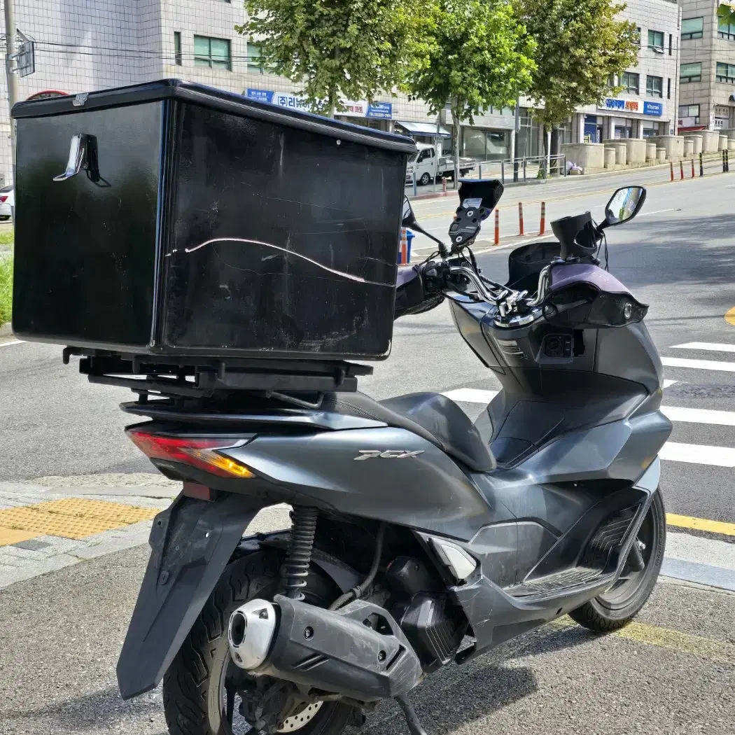 22년식 PCX125 ABS 배달세팅 팝니다