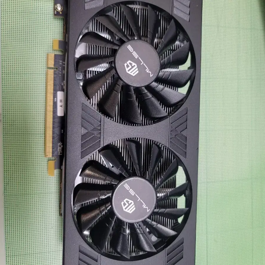 라데온 RX580 8GB 2048SP