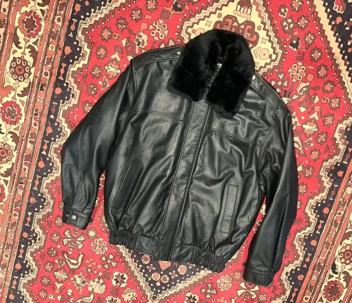 40/(L-XL) Leather jacket Bomber jacket Leather jacket Puffer jacket Aviation jacket Military