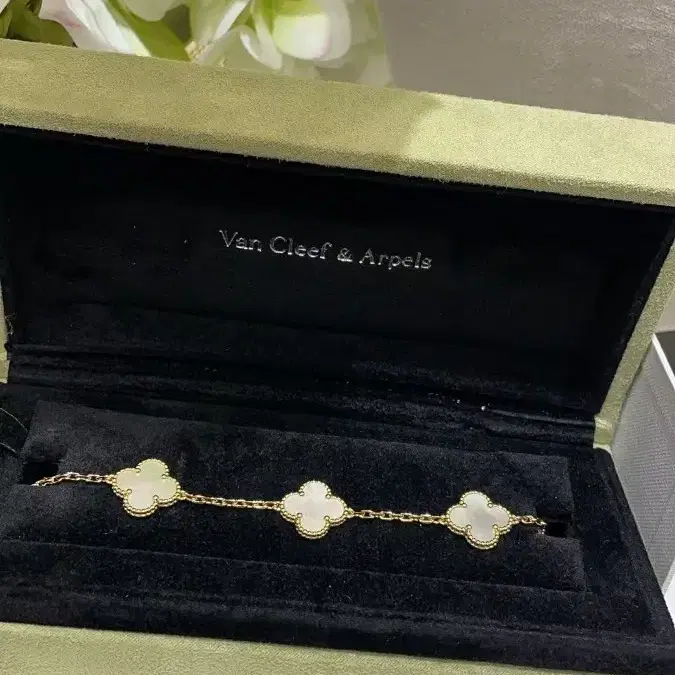 Van Cleef & Arpels네잎 클레이스 팔찌18cm