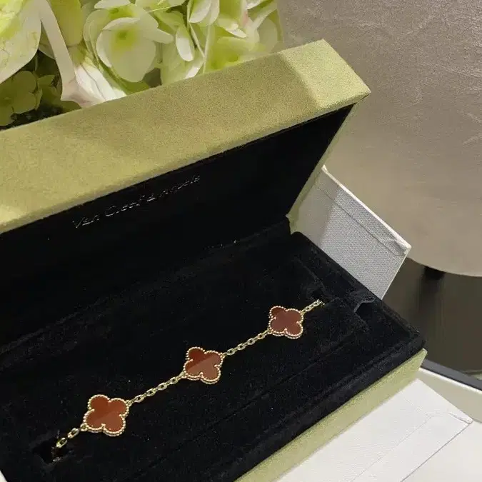 Van Cleef & Arpels네잎 클레이스 팔찌18cm