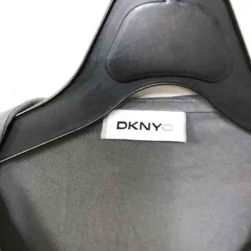 새상품 DKNY 조끼