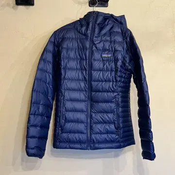 파타고니아 다운 스웨터 후디 XS 사이즈 STY84711