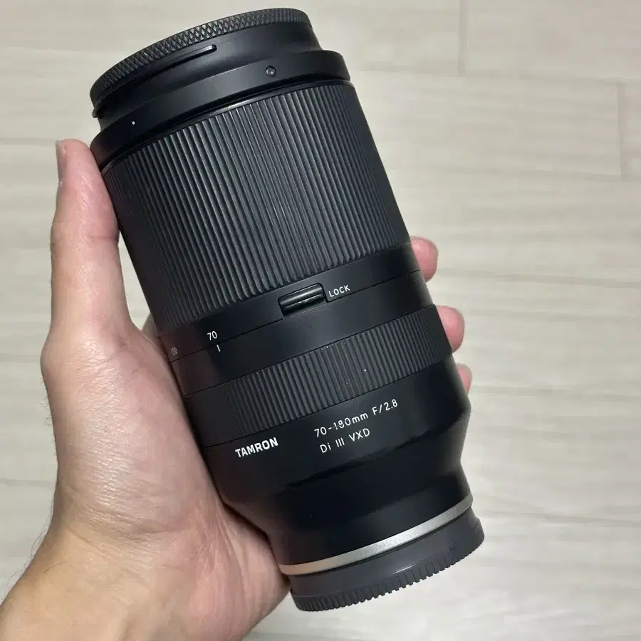 탐론 70-180 F2.8 G1 소니마운트