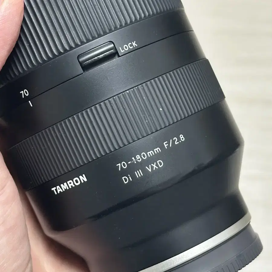 탐론 70-180 F2.8 G1 소니마운트