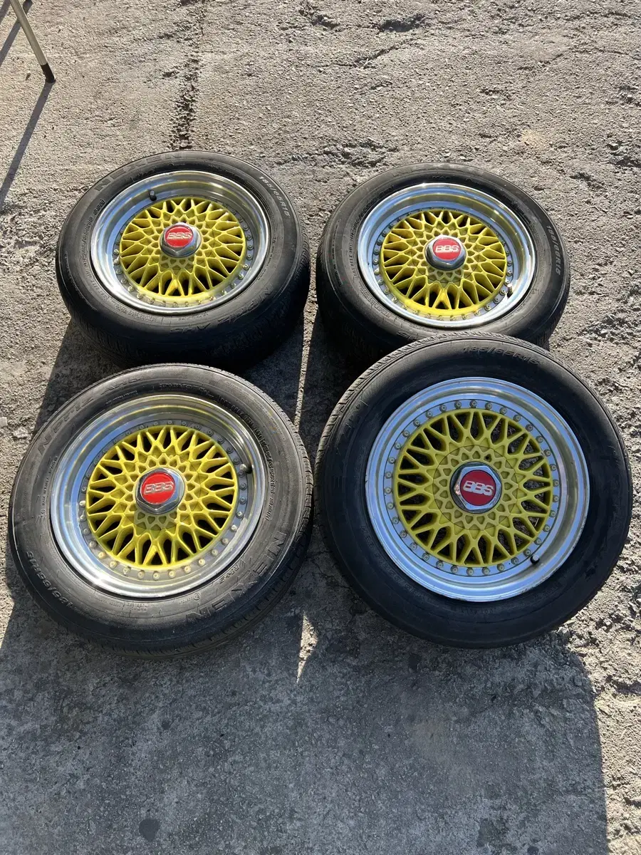 15인치 BBS RS(st) 멀티8홀 휠 타이어 팝니다