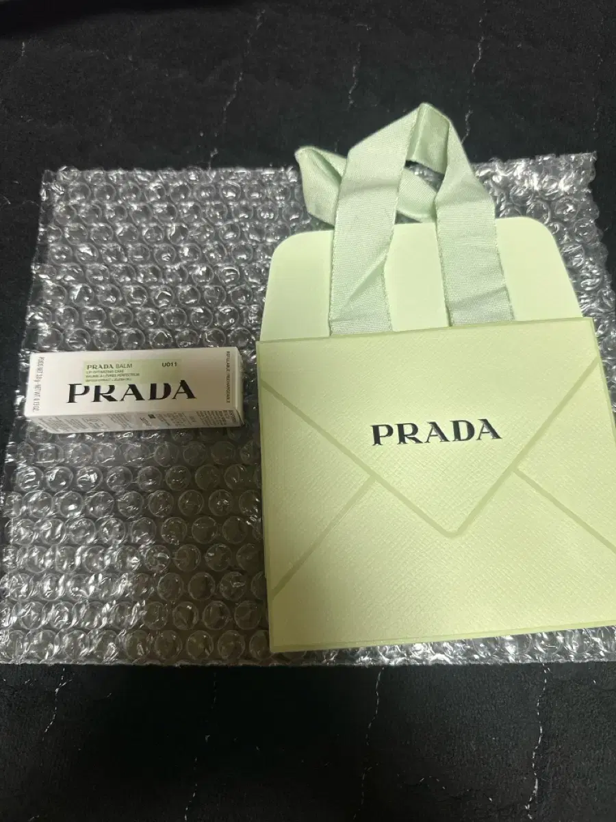 Prada Lip