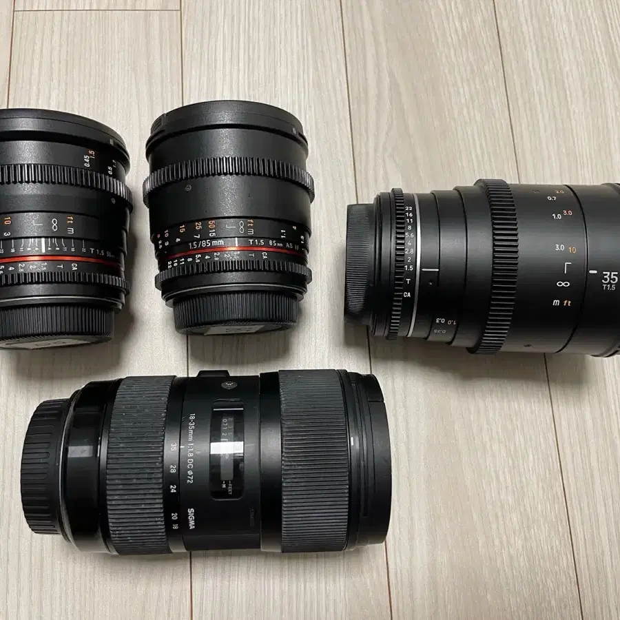 10 VDSLR mk2 35mm t1.5, 50mm t1.5, 85mm