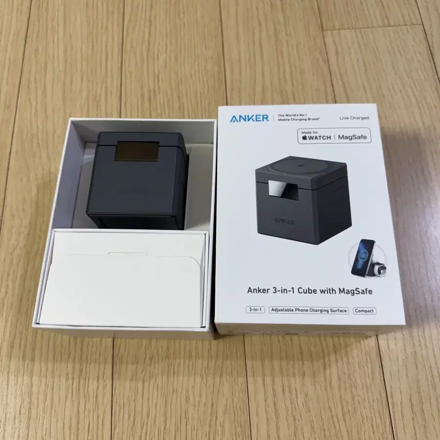 앤커 anker 큐브 cube 3 in 1 팝니다.