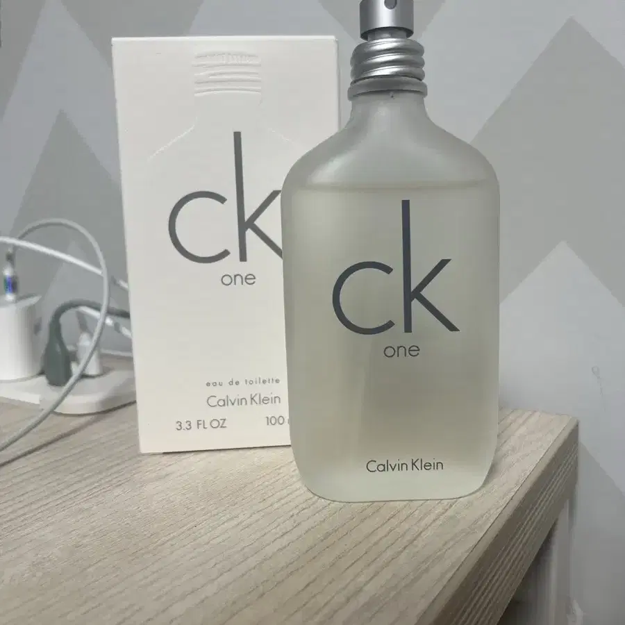 Ck one 향수 100ml 싸게 팝니다