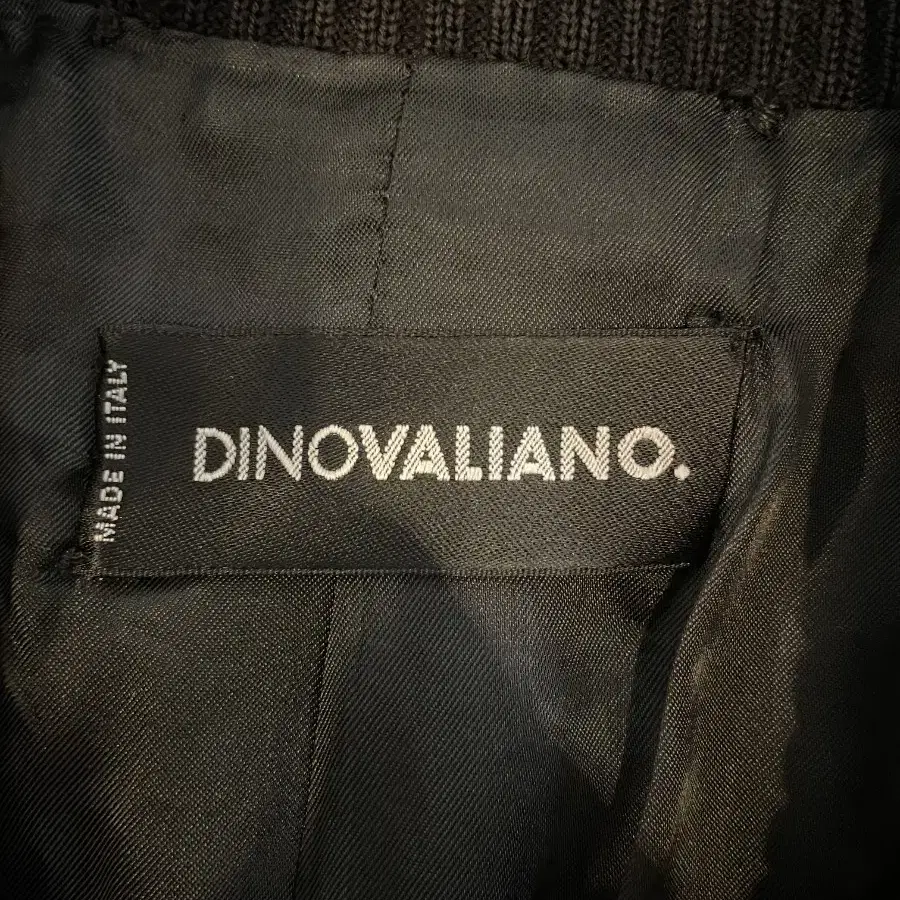 Made in Italy Dinovaliano 울코트 44