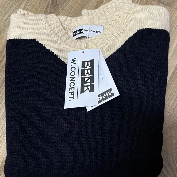 잉크 eenk Color Blocked Knit Pullover(새상품)