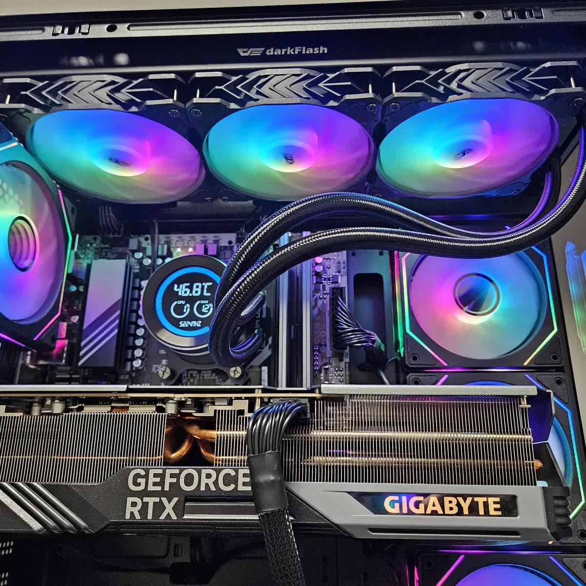 9800x3d, b850m, 48gb, rtx4080 본체