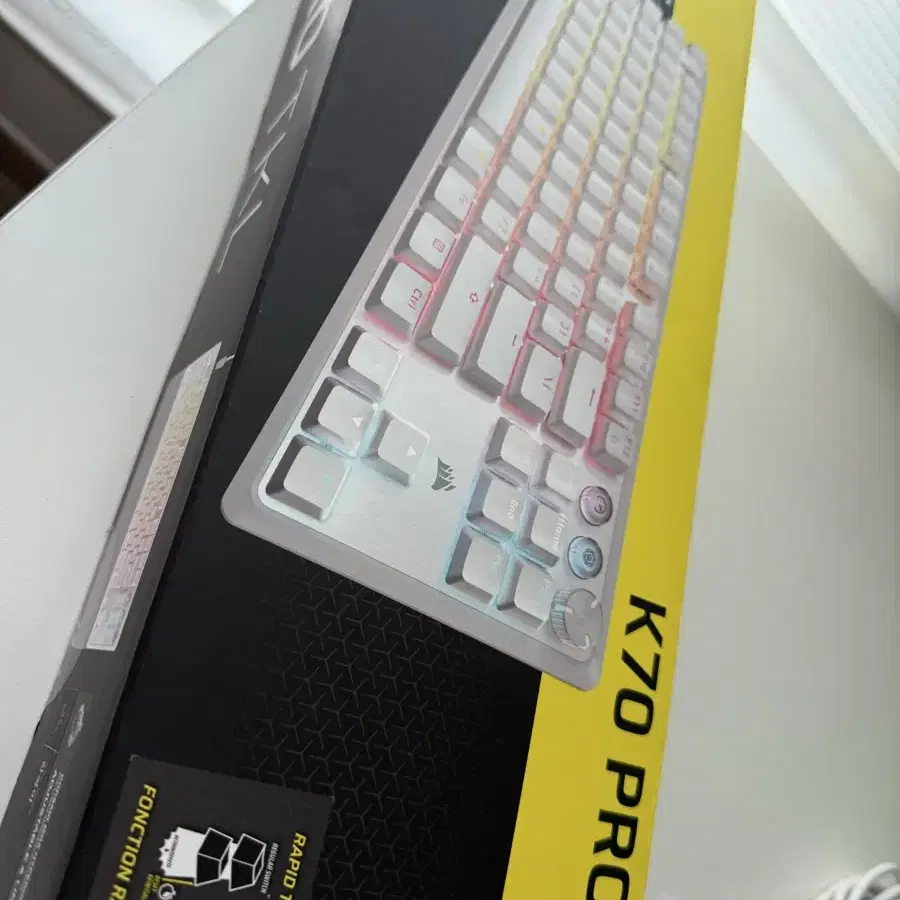 커세어 K70 PRO TKL MGX 화이트 수제 풀윤활(새제품)