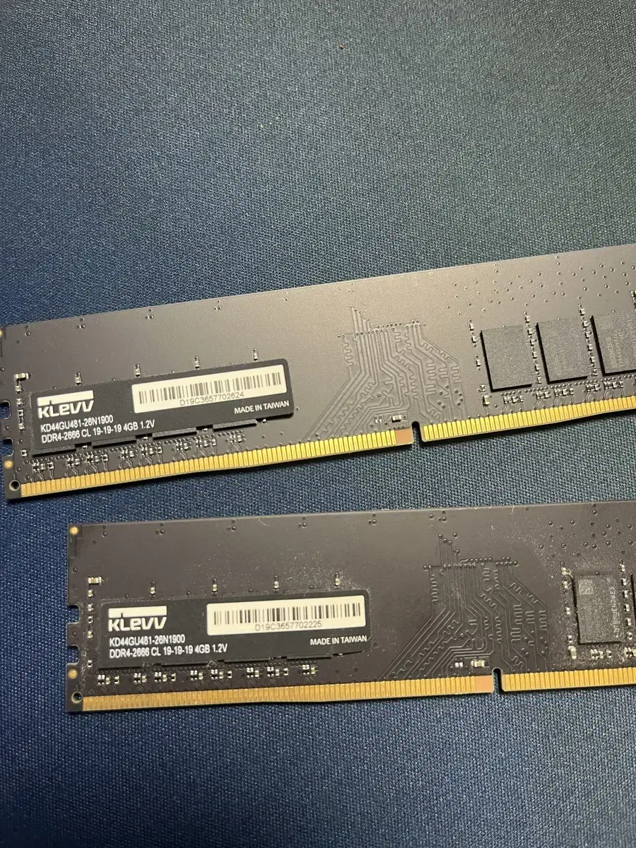 KLEVV DDR4 2666 4GB 2개