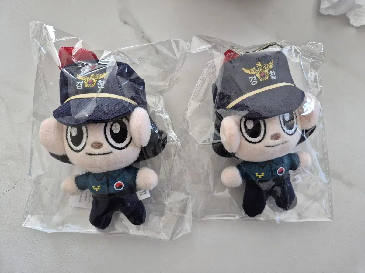 Police doll, Podo-ri, Podo-ni doll, keyring