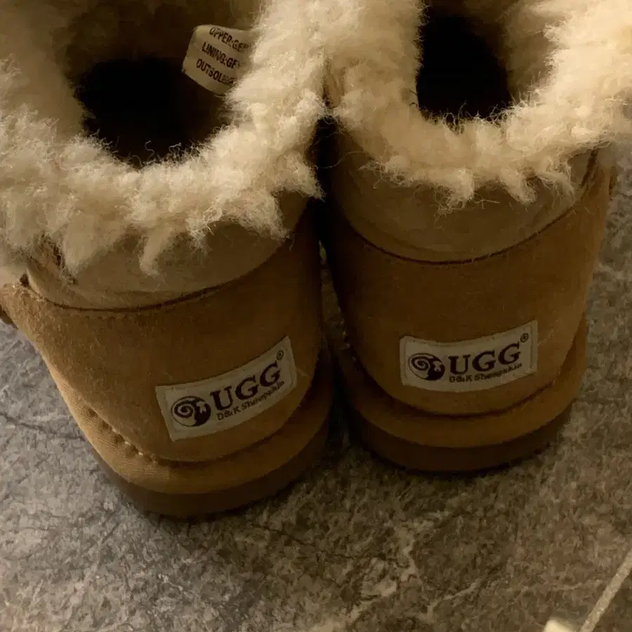 단추 어그부츠 230 ugg