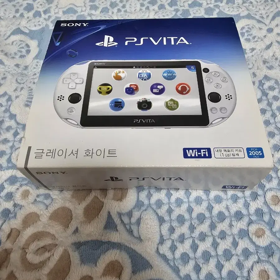 PSVITA 2세대 정발 풀박스 팝니다