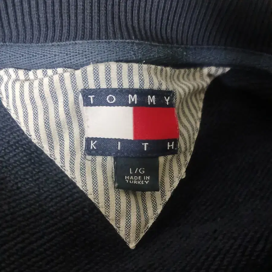 Kith x Tommy Hilfiger Crest Crewneck