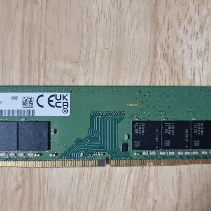 S급 삼성 DDR4 16gb 2666mhz 팝니다