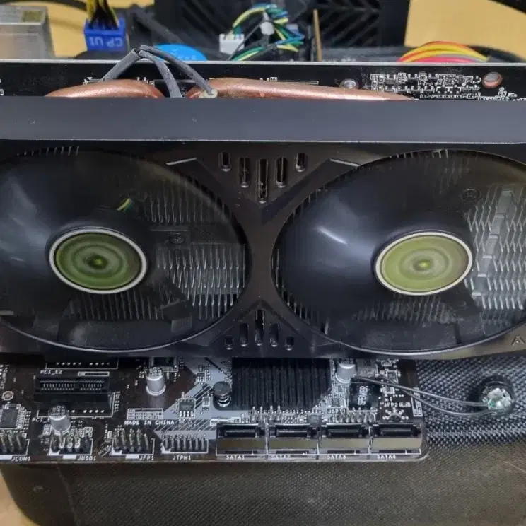 AXLE GTX 1060 6g 그래픽카드 판매합니다.