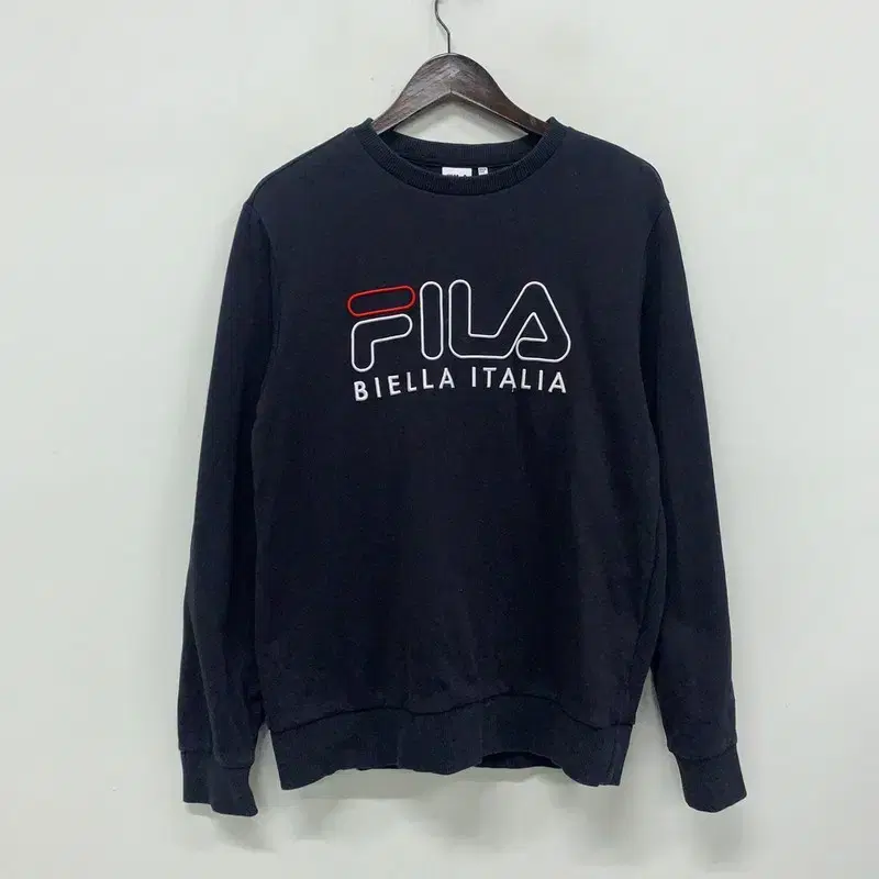 필라 FILA 빅로고 블랙 남자 맨투맨 95 G02956