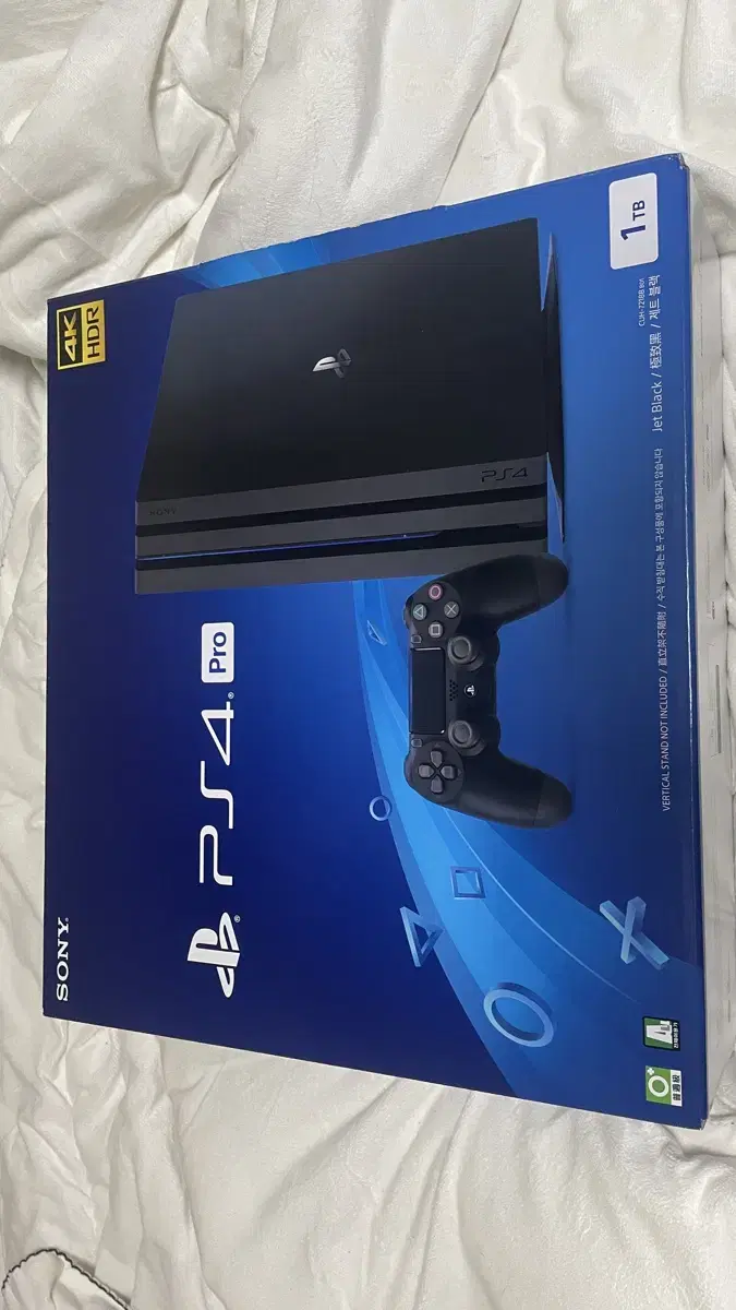 Ps4 pro 비닐만 없는 풀박스 + 베요네타/뱅퀴시