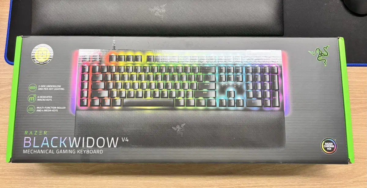 키보드 레이저 블랙위도우 v4 (Razer Blackwidow V4) (