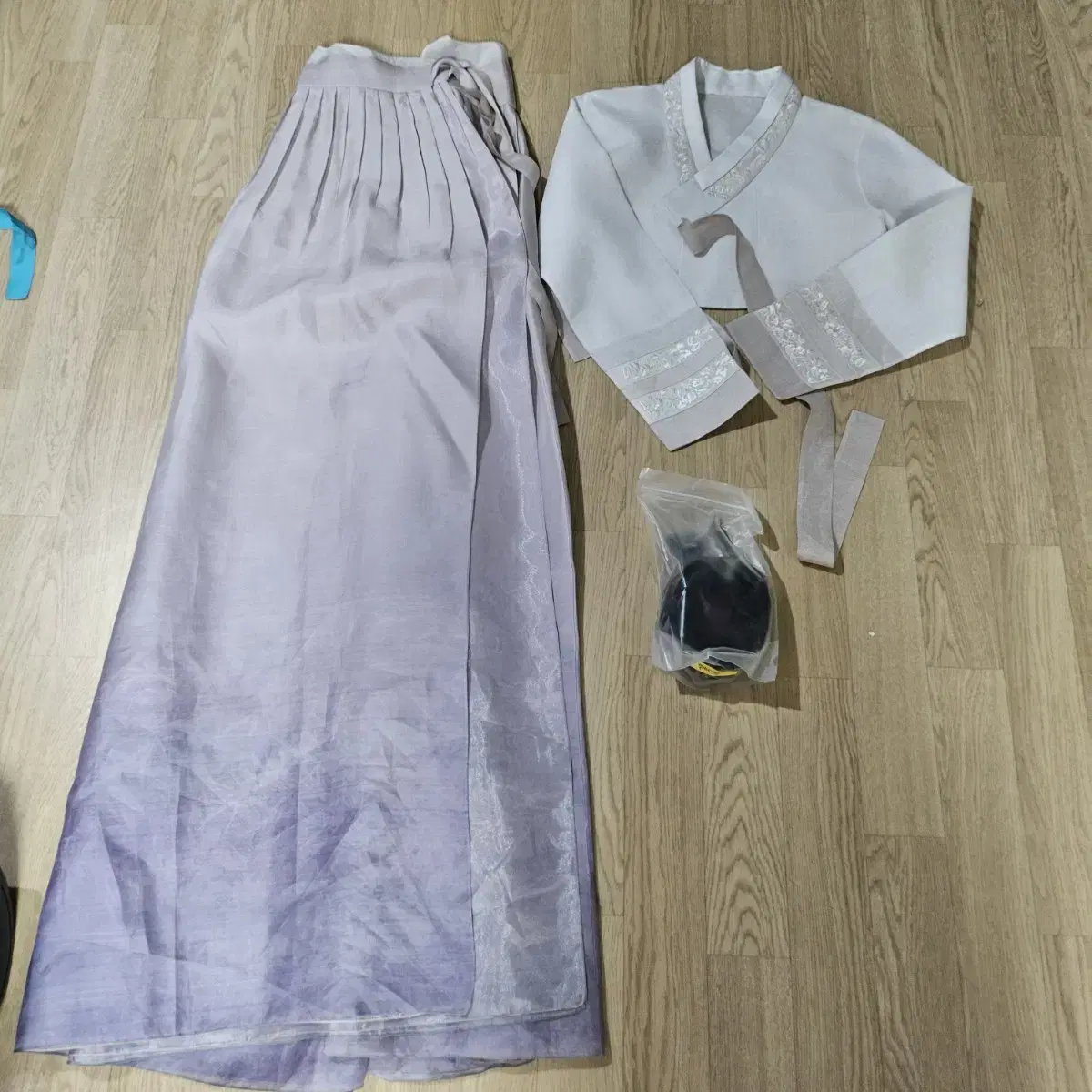 Traditional hanbok set