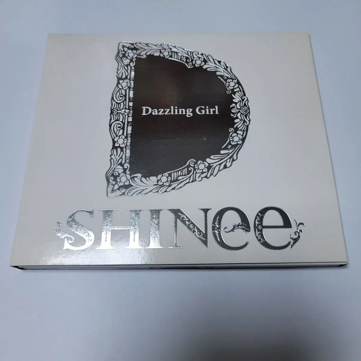 샤이니 일본 싱글 Dazzling Girl 앨범